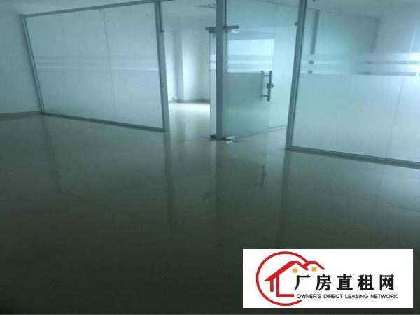 
		坂田上雪科技园厂房800平方1500平方火爆招商
	