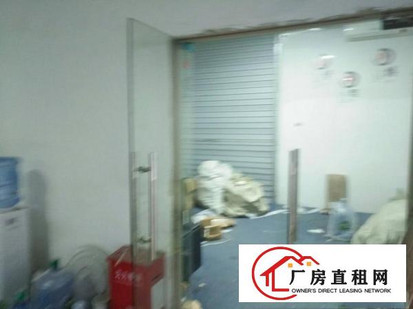 
		坂田五和地铁站一楼278平，适合电商物流仓库等
	