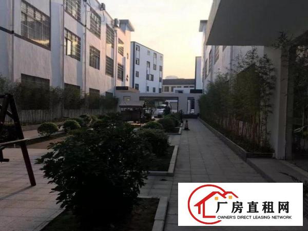 
		五和地铁站200米办公楼单层830平方，55平起租
	