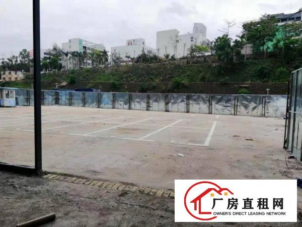 
		布吉坂田主干道边2万平厂房可做公司部，4S店，培训学校
	