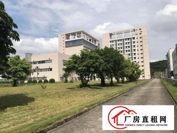 
		坂田天安云谷旁原房东红本厂房高新技术园区9000平，可分租
	