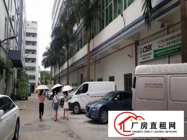 
		布龙路杨美地铁口格泰隆工业园2230平米带装修出租（可分租）
	