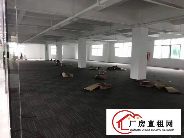 
		布龙路杨美地铁口格泰隆工业园2230平米带装修出租（可分租）
	