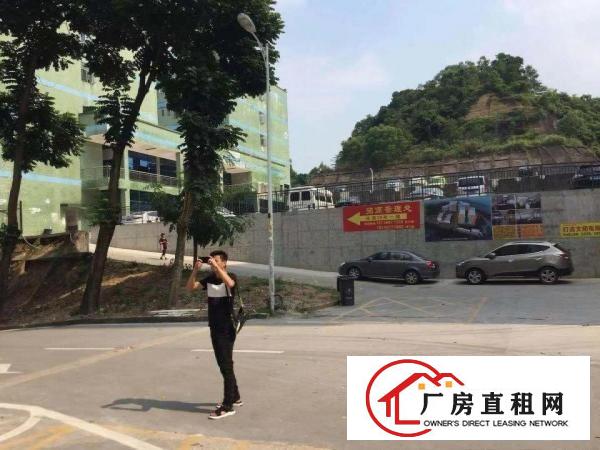 
		扬美地铁口新出大型工业区面积实
	