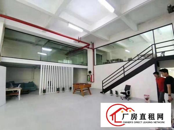 
		坂田民乐地铁站附近一楼580平精装修厂房出租
	