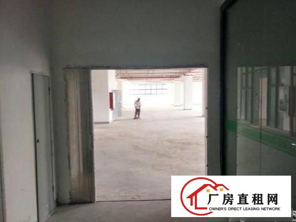 
		坪山大工业区一楼3200平方6米高厂房出租
	