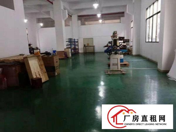 
		出租坪山新区坪山一楼450平方，有牛角，地坪漆
	