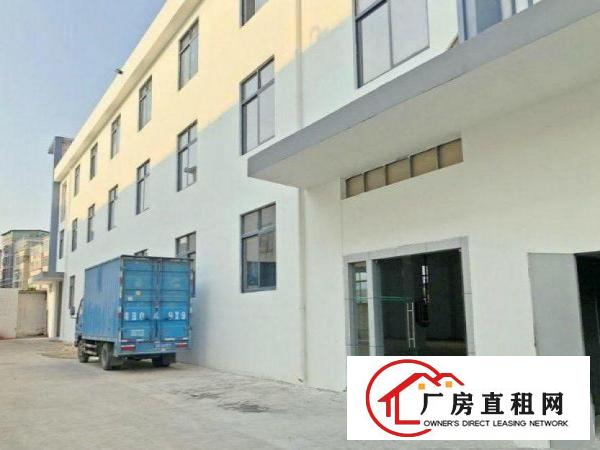 
		坪山一楼1400平厂房可分租随时可进入驻
	