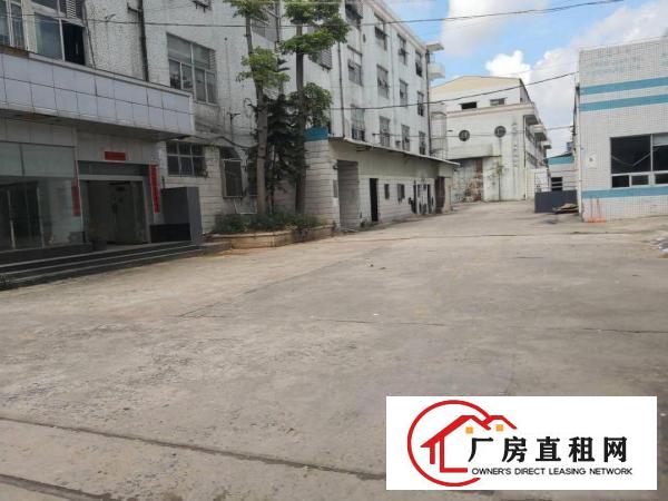
		平湖辅城坳工业区三楼带办公室装修好1450平方出租
	