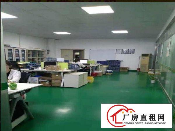 
		坪山宝山第三工业区新空楼上425平精装修水电齐全急租，带红本
	