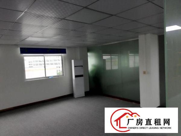 
		坪山高铁站附近新出楼上750平带装修出租3吨电梯
	