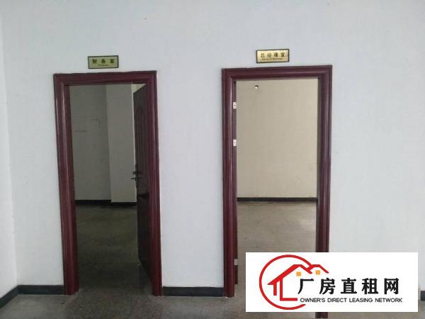 
		坪山周边独栋3900平米可做喷油厂房出租，可分租
	