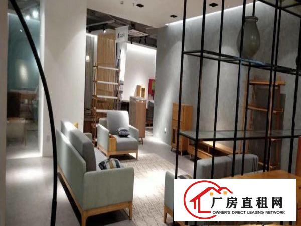 
		坪山高新区花园式高大尚
	