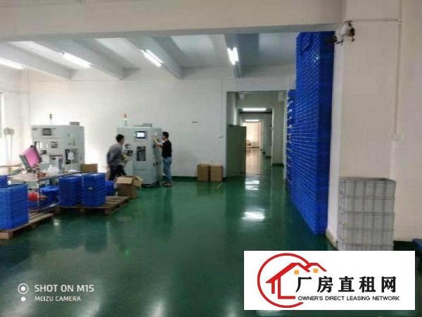 
		石井工业园新出楼上精装修厂房580平出租
	