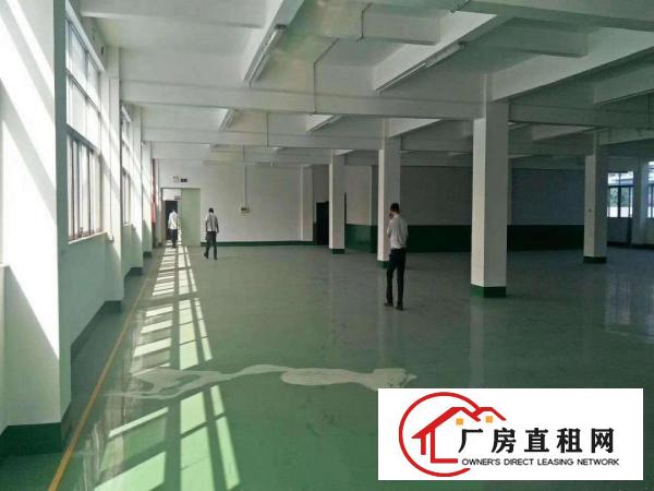 
		坪山天虹旁红本厂房出租一楼680平二三楼各1600平
	