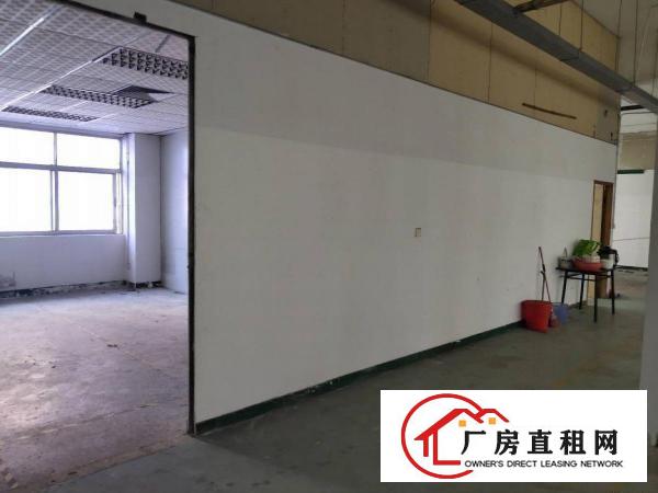 
		坑梓龙田新出工业区内标准厂房一楼1280平可分租640平
	