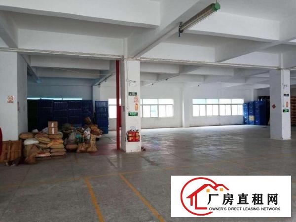 
		出租！坪山碧岭宇恒工业园原房东二楼1100平，带简装可分租
	