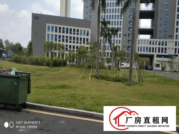 
		坪山大工业区原房东全新工业园分层多层带红本出租，带装修。
	