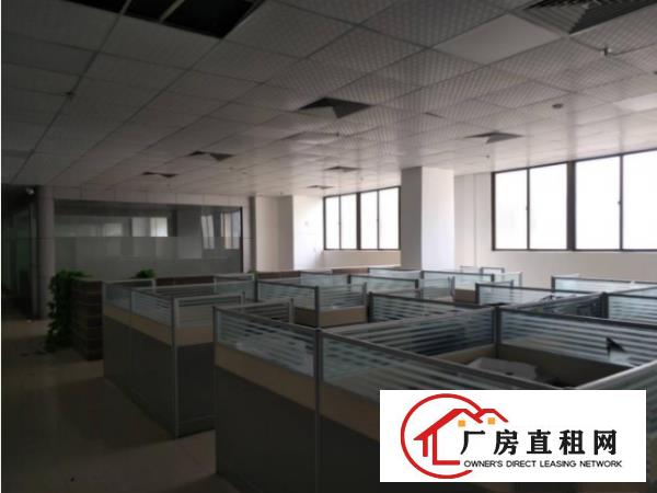 
		坪山碧岭新出独门独院厂房出租2700平米招租
	