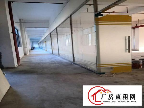 
		豪华玻璃幕墙工业厂房！有电梯4楼650平方厂房出租
	