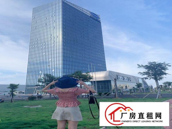 
		坪山新区60000平米红厂房出租，300平米起租享受政府补贴
	