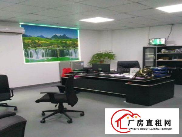 
		坪山金沙现房一一二楼800平整层工业厂房出租送全新装修
	