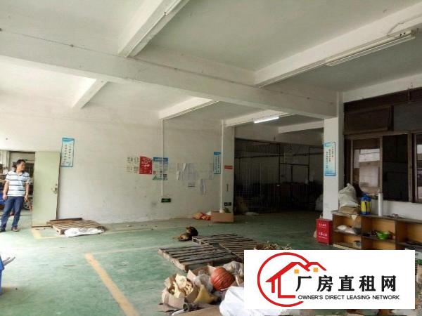 
		坪山区坑梓金沙市场旁一楼厂房800平米出租
	