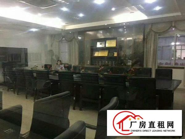 
		坑梓金沙原房东2楼分租1000平带喷淋送办公装修招商
	