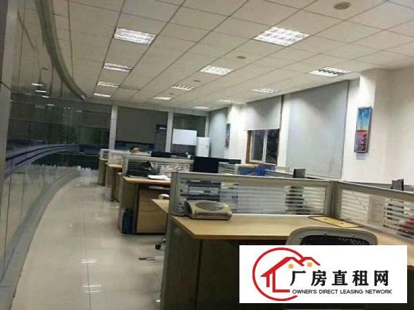 
		坑梓金沙原房东2楼分租1000平带喷淋送办公装修招商
	
