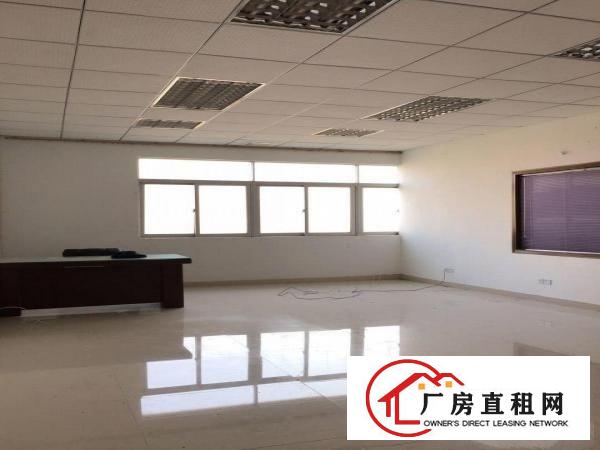 
		深圳龙岗同乐标准厂房一楼795平米，层高4.5水电齐全
	
