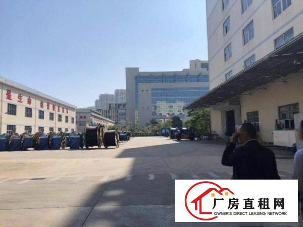 
		坪山新出一楼1100平方标准喷淋厂房高5.5米出租
	