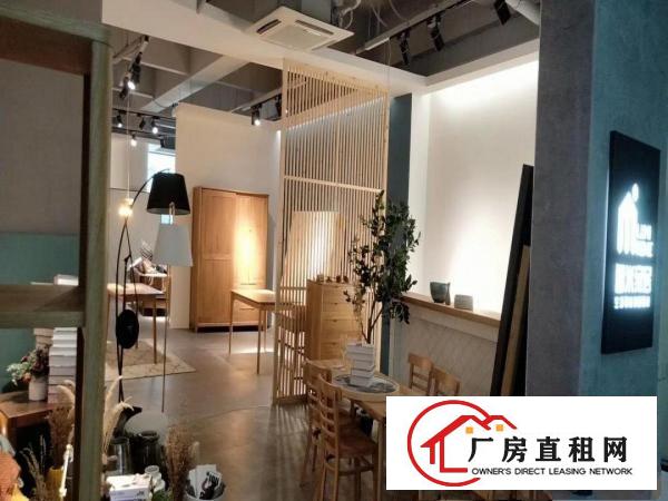 
		坪山大工业区新出四楼带豪华装修车间办公室1700平出租形象佳
	