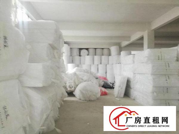 
		坑梓工业区标准一二楼，每层1800平米，可以分层租
	
