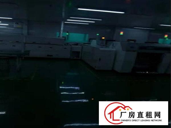 
		全新标准厂房大小分租玻璃幕墙带精装修
	
