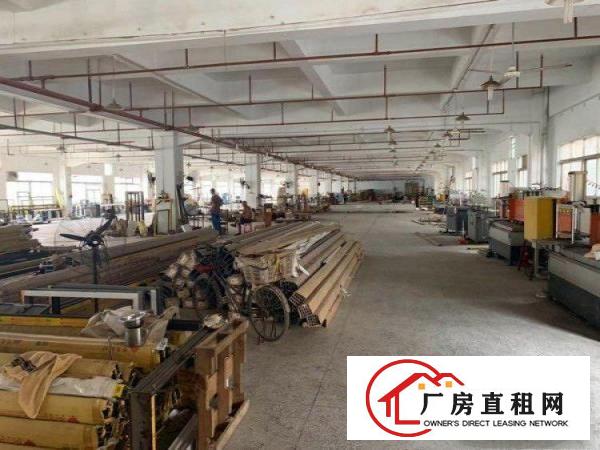 
		新墟原房东国道边上标准一楼厂房2000平米
	