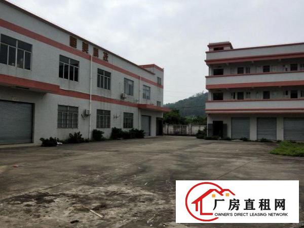 
		二层独院楼房1800方一楼5米带2000方空地可分租
	