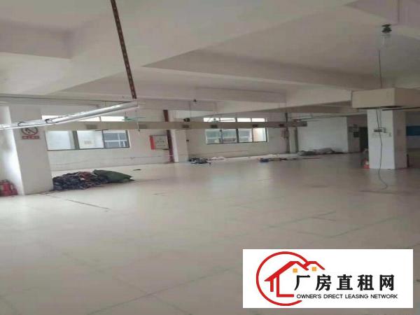 
		惠阳新圩楼上原房东厂房出租，980平米招租
	