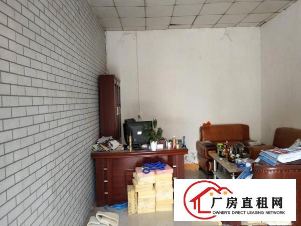 
		新圩镇原房东独院钢构1578平方可办环评水电齐全
	