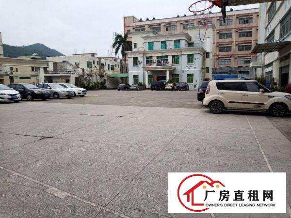 
		205国道边标准一楼厂房650平出租，有空地
	