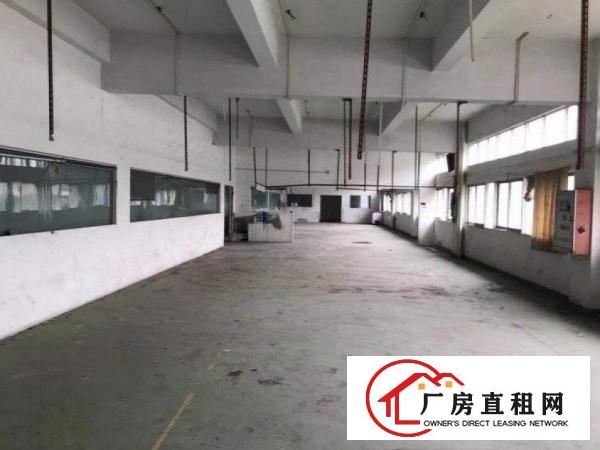 
		镇隆独门独院三层每层2000方整栋出租可分租
	