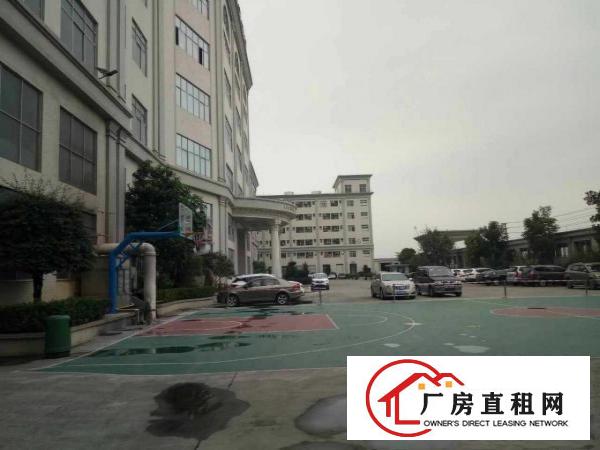 
		出租惠阳镇隆三楼标准厂房3300平方水电齐全
	