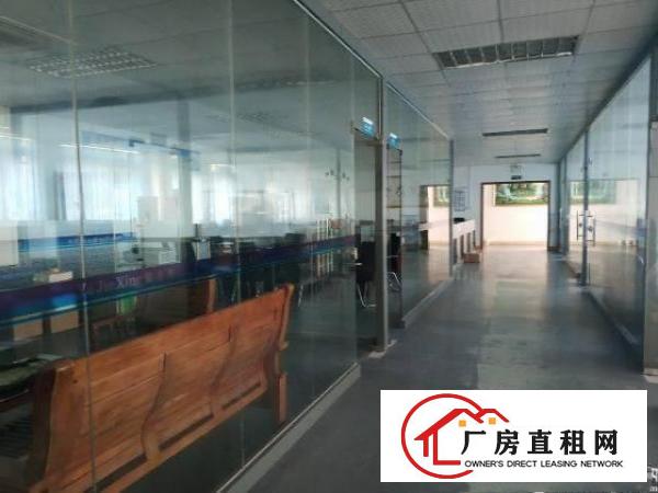 
		惠州仲恺区原房东一楼标准厂房出租带豪华装修
	