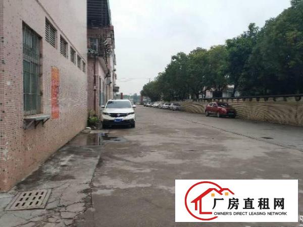 
		惠州仲恺区原房东一楼标准厂房出租带豪华装修
	