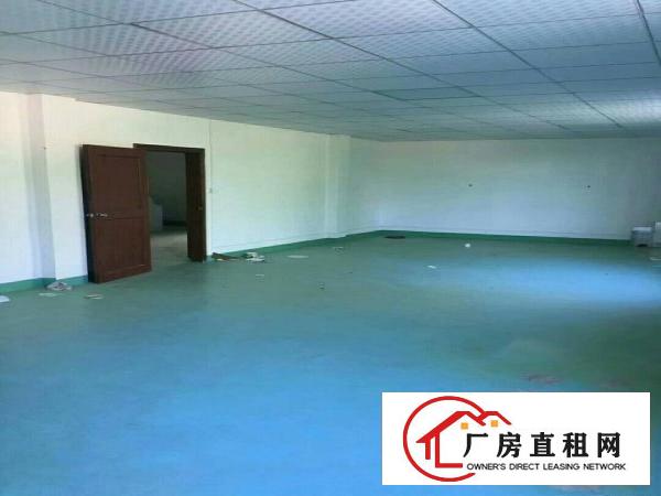 
		秋长一楼厂4500平米出租
	