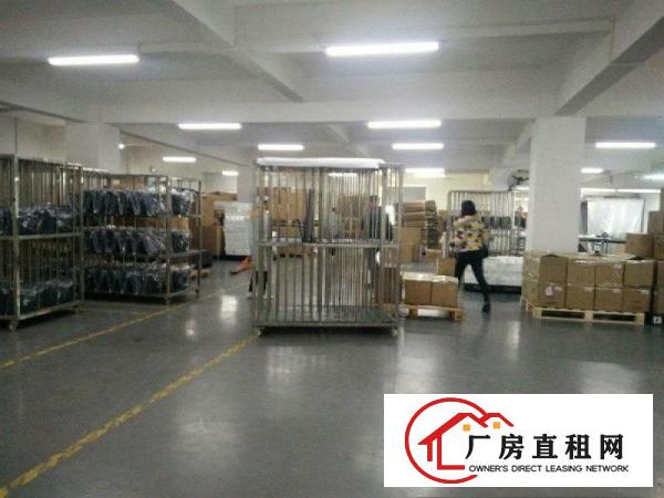 
		秋长带现成装修3200平楼上带电梯红本无公摊电按需
	