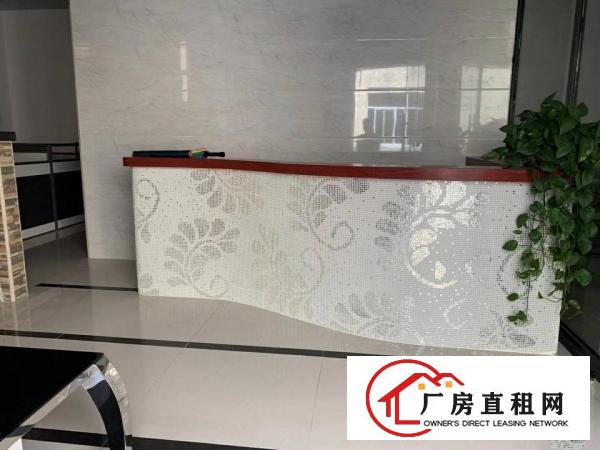
		（带装修）惠阳秋长标准独门独院厂房4800平宿舍800平出租
	
