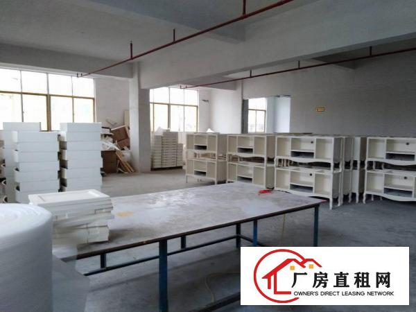 
		秋长单层420平可做丝印彩绘等小污染行业2吨电梯现成装修
	
