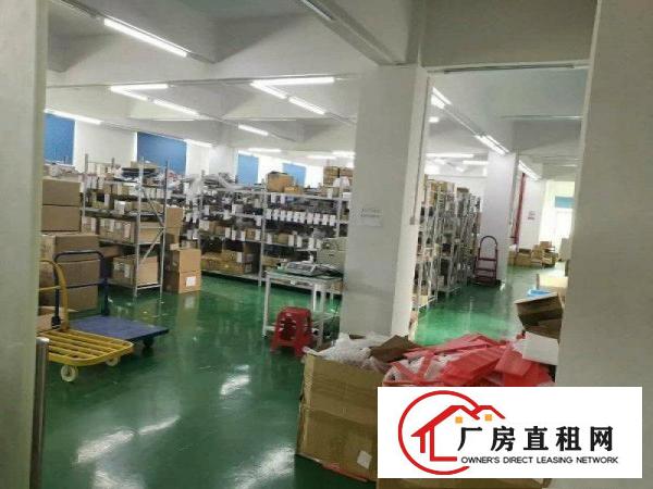 
		精装免转秋长大型工业园仅剩550平方厂房无限行业可进大车
	
