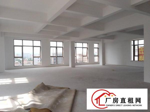 
		单层350平三相电2吨货梯现成装修惠阳秋长原房东厂房分租
	