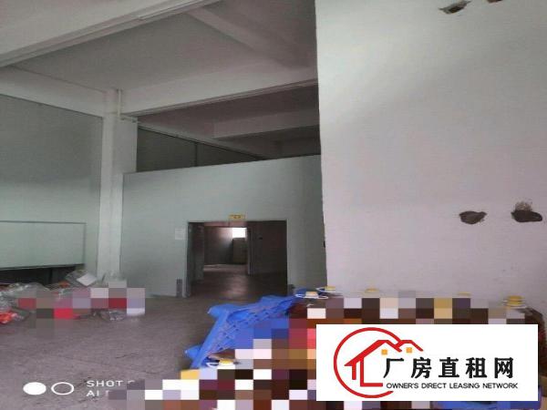 
		江北中心区位于江北金石二路附近厂房3760平米
	